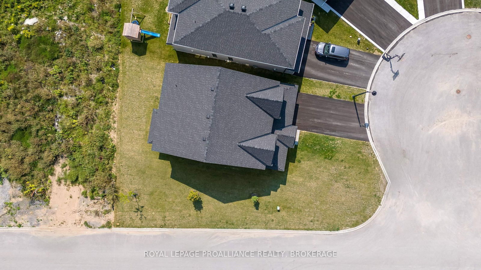 Detached House for sale at 1601 Willow Court, Kingston, City Northwest, K7P 0S6 - MLS: X12147717