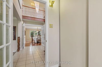 1654 WESTPORT Cres, Ottawa - Chateauneuf image-0-4
