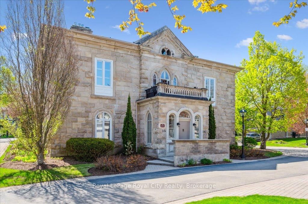 Condo for sale at 15-25 Manor Park Crescent, Guelph, Dovercliffe Park/Old University, N1G 1A2 - MLS: X12147768