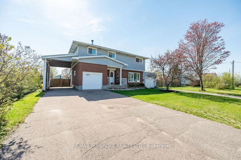 7 Violet St, Petawawa - Petawawa image-0-0