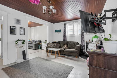 316 Mcconnell Ave, Cornwall - Cornwall image-0-2