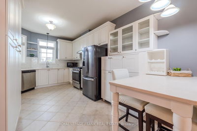 9 Eglington St, Kawartha Lakes - Lindsay image-0-4
