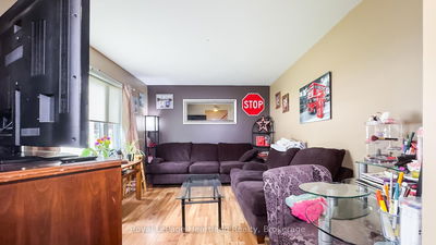 49 Wellington St, South Huron - Exeter image-0-4