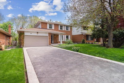 32 Highland Park Dr, Hamilton - Dundas image-0-3