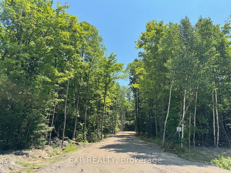 Lot 21 Lakewoods Dr, Barry's Bay, K0J 1B0 | Image 2