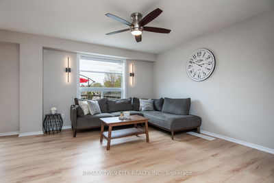 81 Pond View Dr, Wellesley -  image-0-2