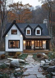 1000 Island Park Rd, Muskoka Lakes - Medora image-0-0