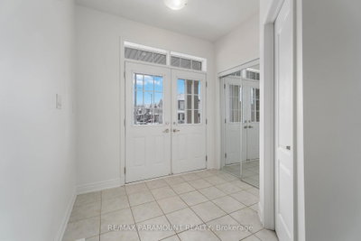 20 Vaughn Drive — photo 4