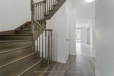 20 Vaughn Drive — photo 5