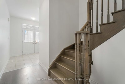 20 Vaughn Drive — photo 6