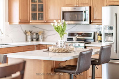 36 Island View Rd, Kawartha Lakes - Little Britain image-0-2