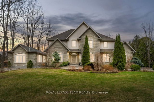 6005 Earlscourt Crescent