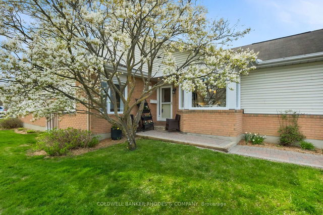21 - 21 River Oaks Court
