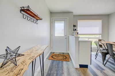 Unit 28 — 879 Parkinson Rd, Woodstock - South image-0-3
