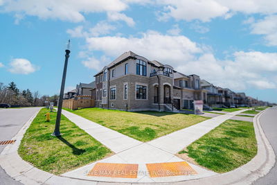 1250 UPPER THAMES Dr, Woodstock - North image-0-4