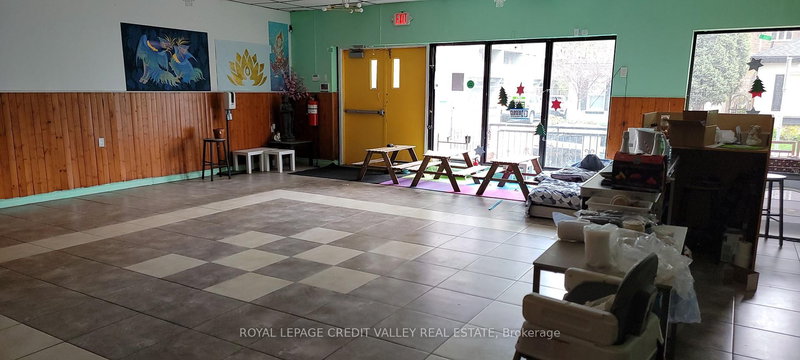 132 Queen St S, Hamilton, L8P 3S2 | Image 3