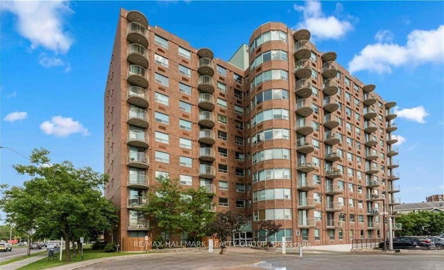 606 - 1440 Heron Road