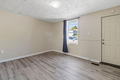 31-33 Wellington St, Brockville - Brockville image-0-3