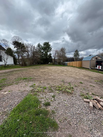 555 Main St, Powassan - Powassan image-0-1