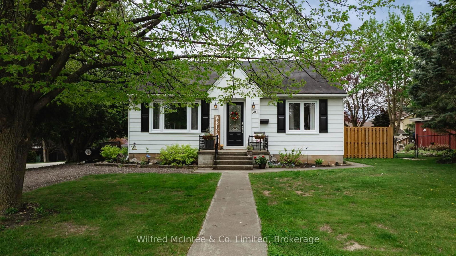 Detached House for sale at 301 Carling Terrace, North Huron, Wingham, N0G 2W0 - MLS: X12149218