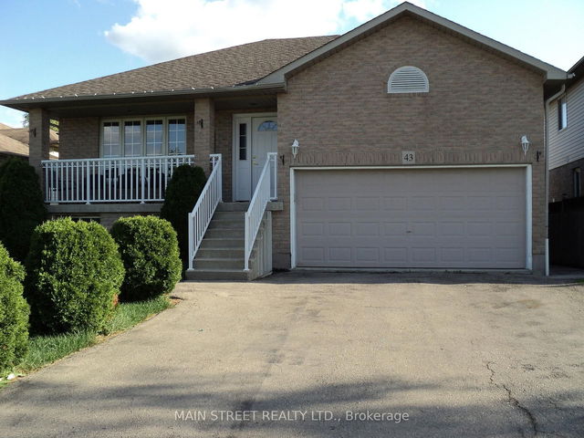 Upper Unit - 43 Spitfire Drive