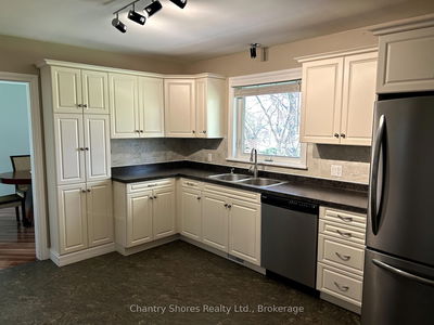 647 Eugenie St, Saugeen Shores -  image-0-2