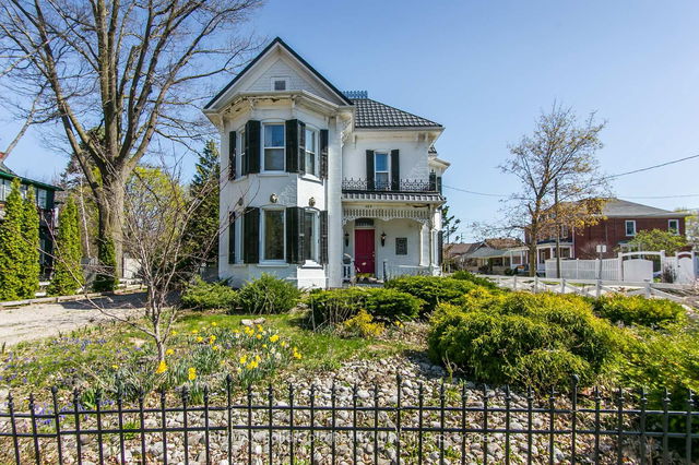 469 Duke Street