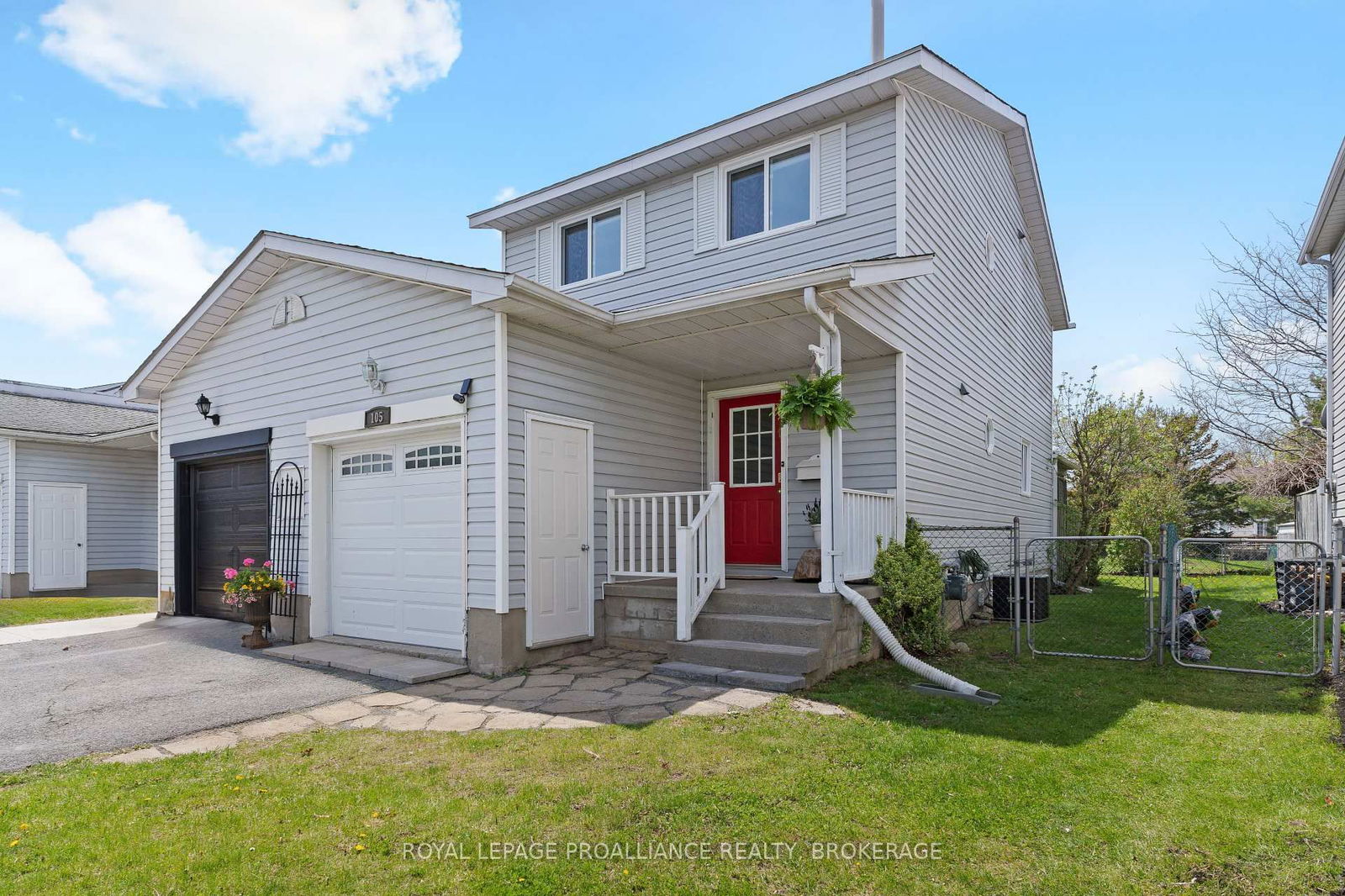 Townhouse for sale at 105 Davey Crescent, Loyalist, Amherstview, K7N 1X7 - MLS: X12149667