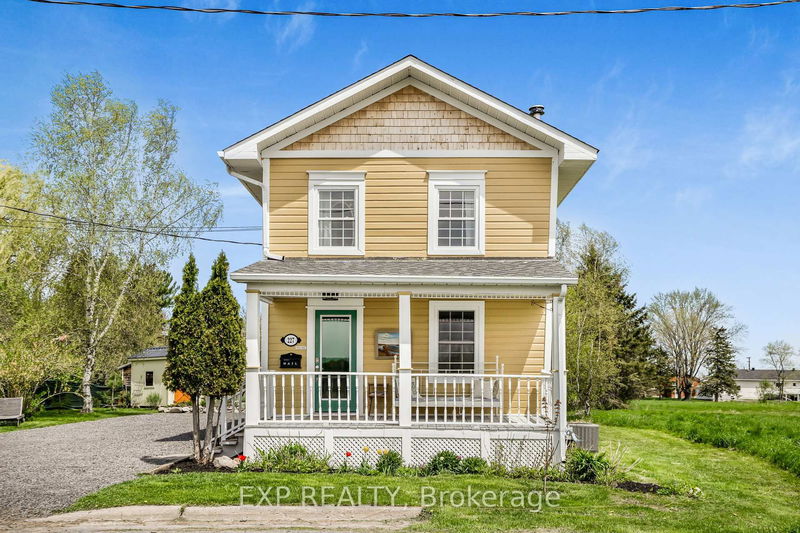 227 Mill St, Champlain - Vankleek Hill image-0-0