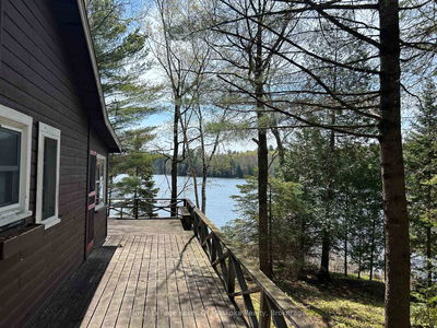 1091 North Tooke Lake Rd, Lake of Bays - Mclean image-0-2