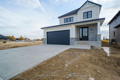 27 Postma Cres, North Middlesex - Alisa Craig image-0-1