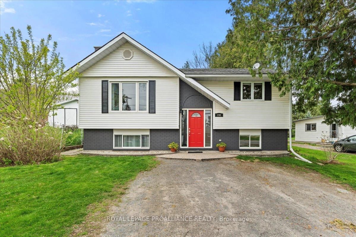 Detached House for sale at 198 Mill Street, Stirling, K0K 3E0 - MLS: X12149920