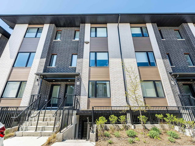 32 Lily Lane