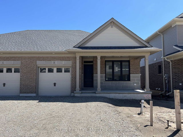 8 Hemlock Crescent