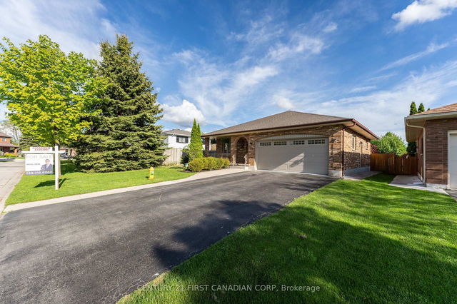 27 GOLFVIEW Crescent