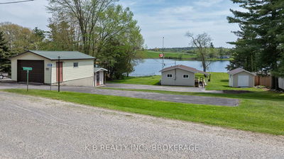 5374 Rideau Rd, Seeley's Bay - Frontenac South image-0-2