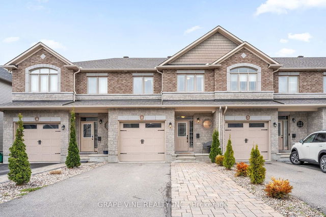 568 Voie Du Pin Rouge Way