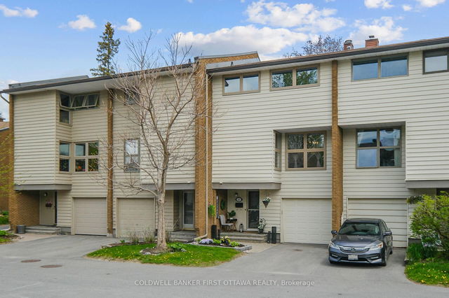 12 Carmichael Court