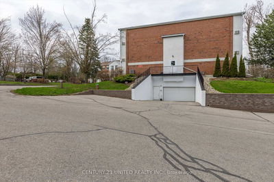 Unit 204 — 1111 Water St, Peterborough North - 1 Central image-0-3