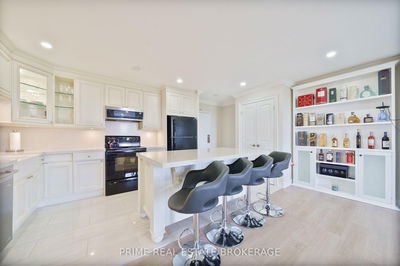 Unit 710 — 563 Mornington Ave, London East - East G image-0-2