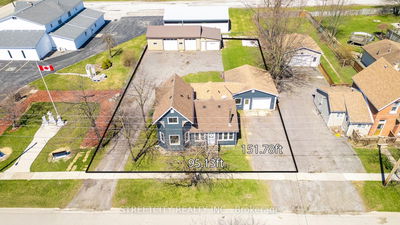 2406 Jane St, St. Clair - St. Clair image-0-3