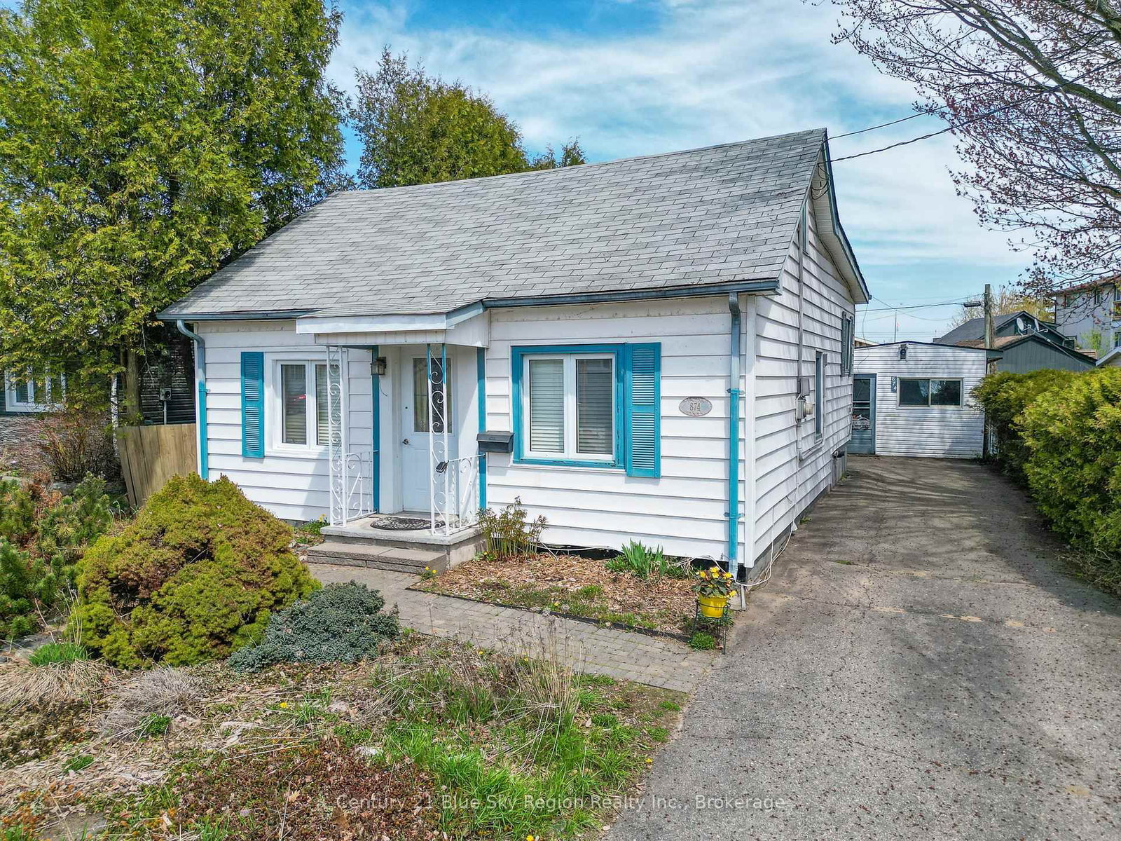Listing Image 2