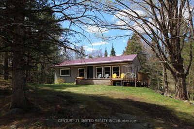 1001 English Circ, Highlands East - 