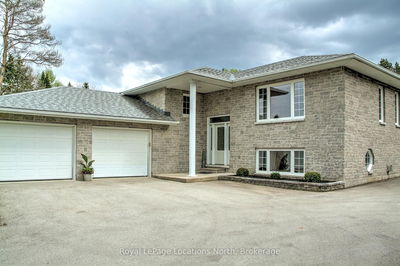 30 Pine Tree Dr, South Bruce Peninsula - South Bruce Peninsula image-0-1