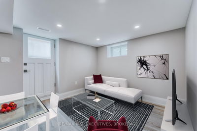 Unit 2 — 130 CARRUTHERS Ave, Kingston - Central City East image-0-1