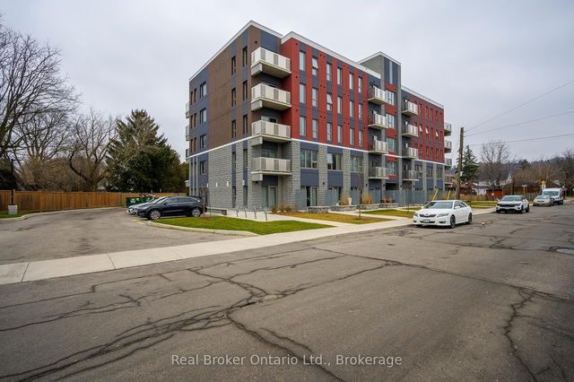 111 - 77 Leland Street