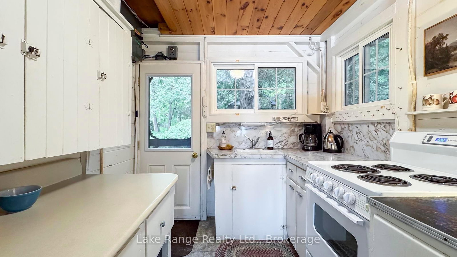 Listing Image 16