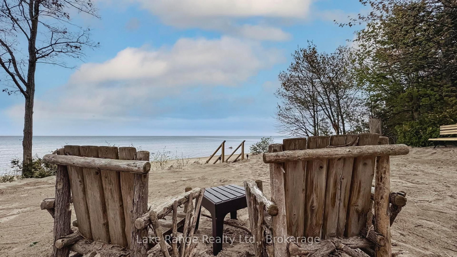Listing Image 9