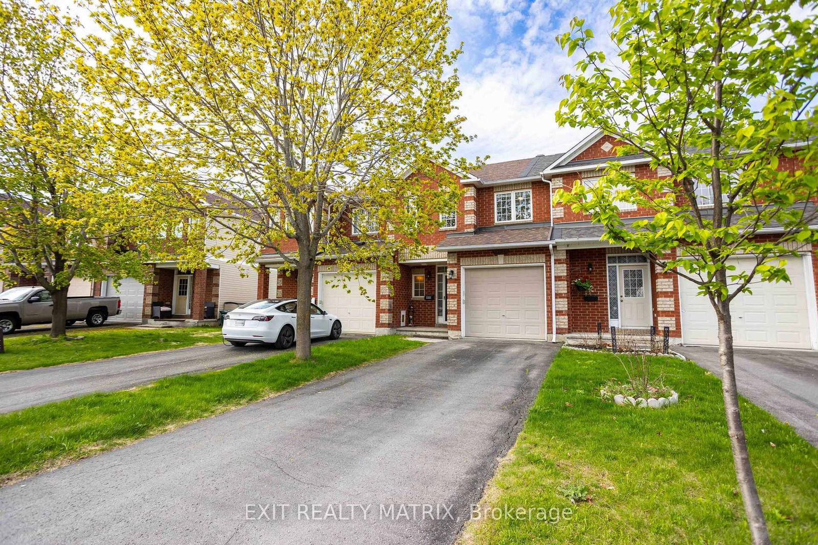 Townhouse for sale at 1158 Brasseur Crescent, Ottawa, Fallingbrook/Gardenway South, K4A 4Y5 - MLS: X12150581