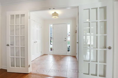 6 Belton Ave, Stittsville - Stittsville (Central) image-0-3